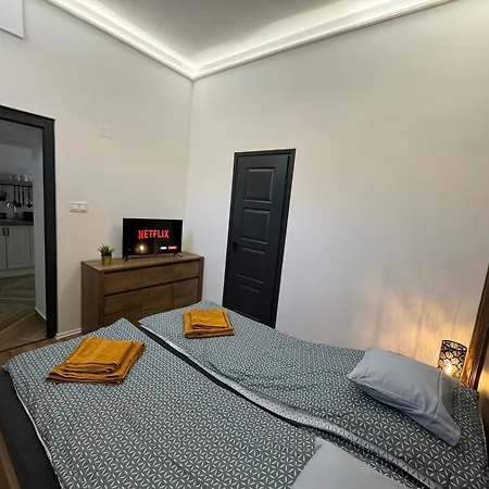 Manhattan Lofts In M2